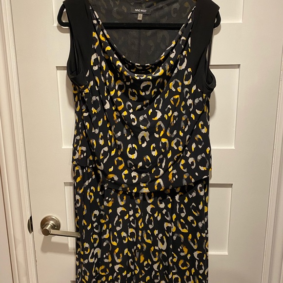 Nine West sleeveless knee length business dress - Picture 2 of 3